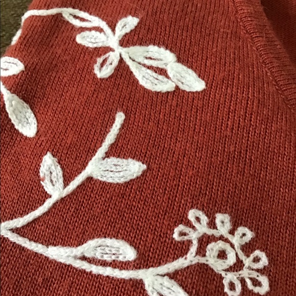 RAIN + ROSE Sweater - Picture 4 of 7